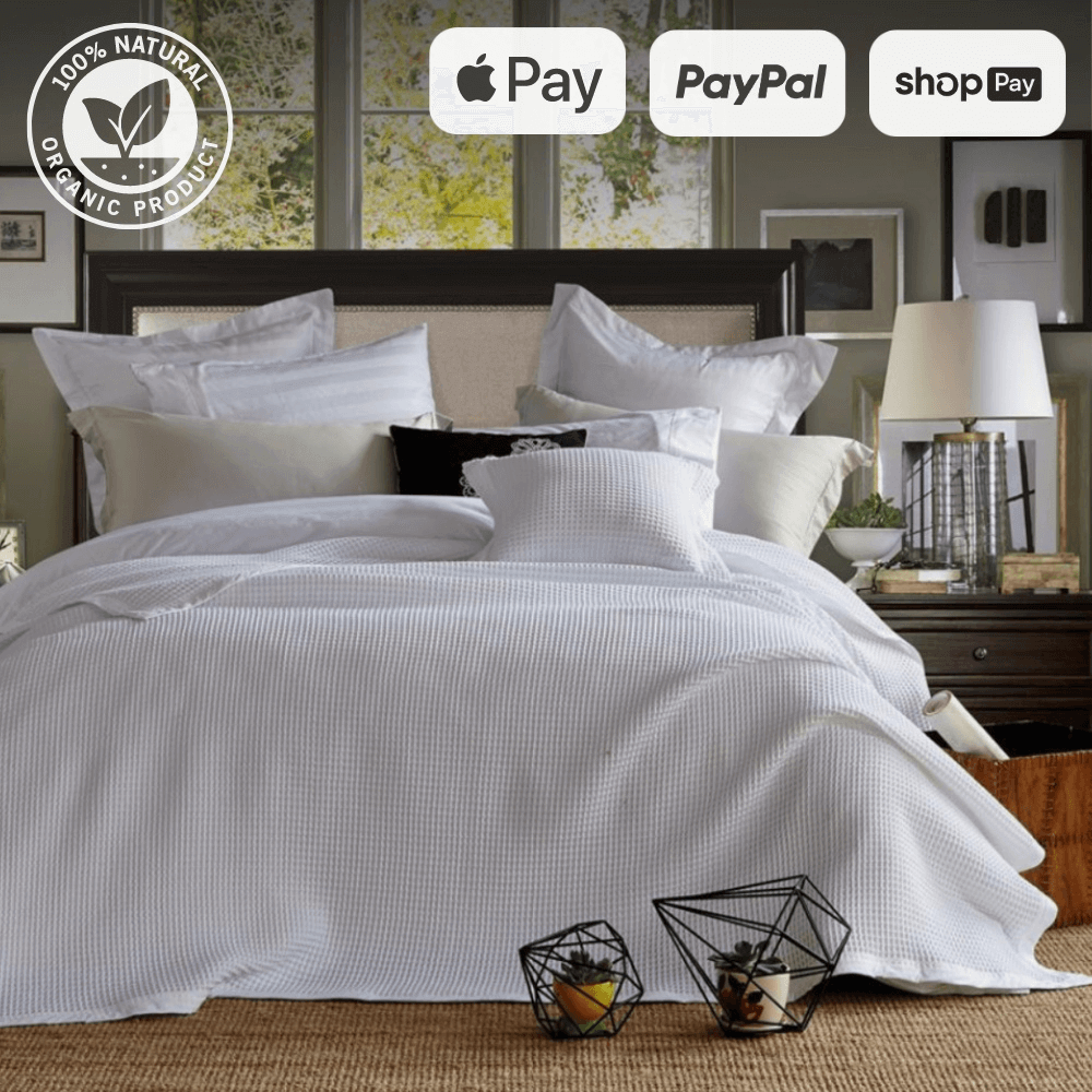 Bamboo vs. Cotton Blankets: Which Is Better for You?